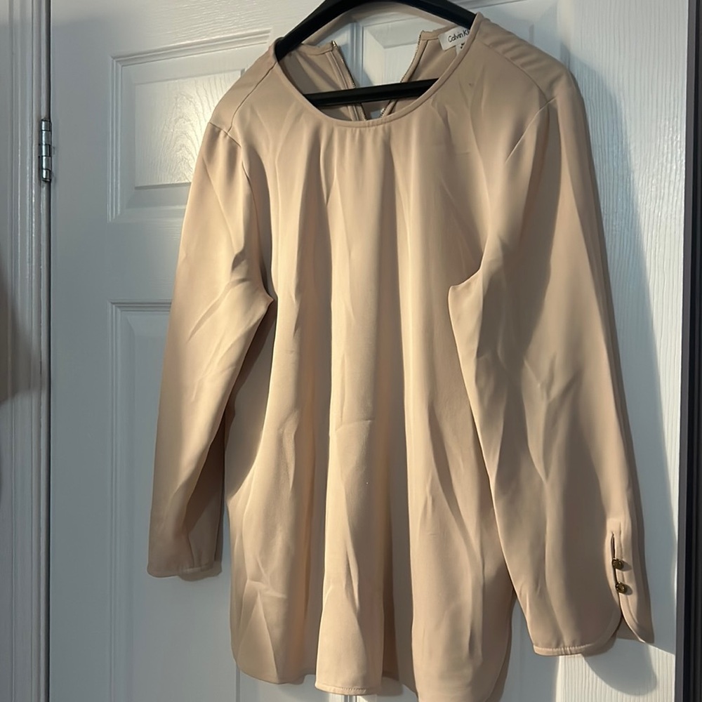PTP 20 Calvin Klein Sz Medium Blouse - Gold Zipper In Back